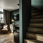 1898 The Post Hotel 4*
