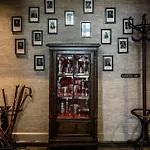 1898 The Post 4* Gand