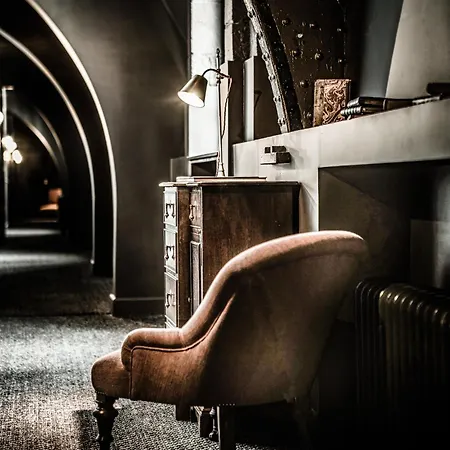 1898 The Post Hotel 4*