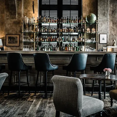 1898 The Post Hotel Gent