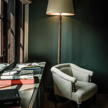 1898 The Post 4* Gante