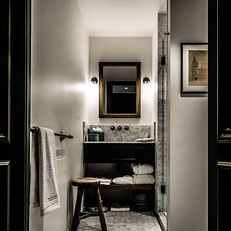 Szálloda 1898 The Post 4*