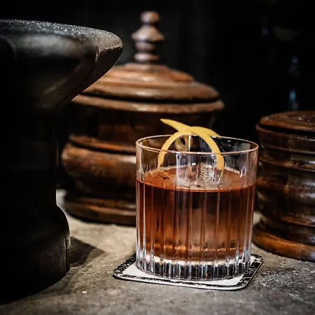 Szálloda 1898 The Post