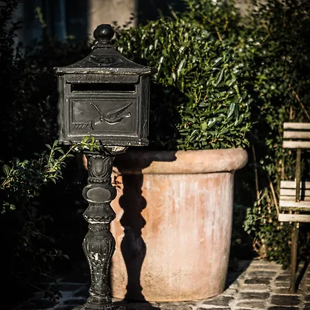 1898 The Post 4* Gante