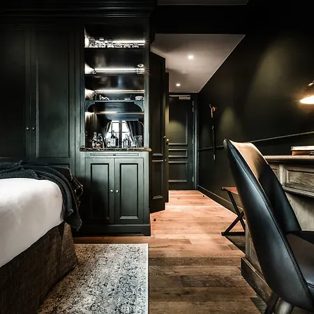1898 The Post Hotel Gent