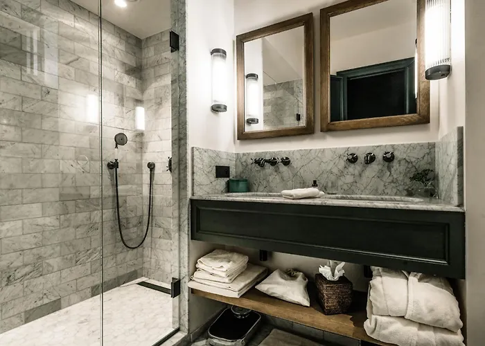 1898 The Post 4* Gent