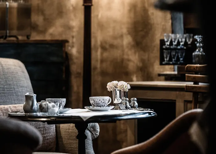 1898 The Post Отель