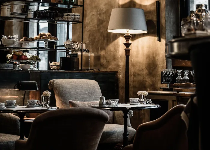 1898 The Post Отель