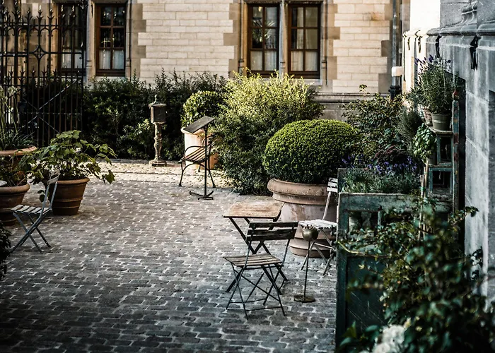 1898 The Post Hotel Gent